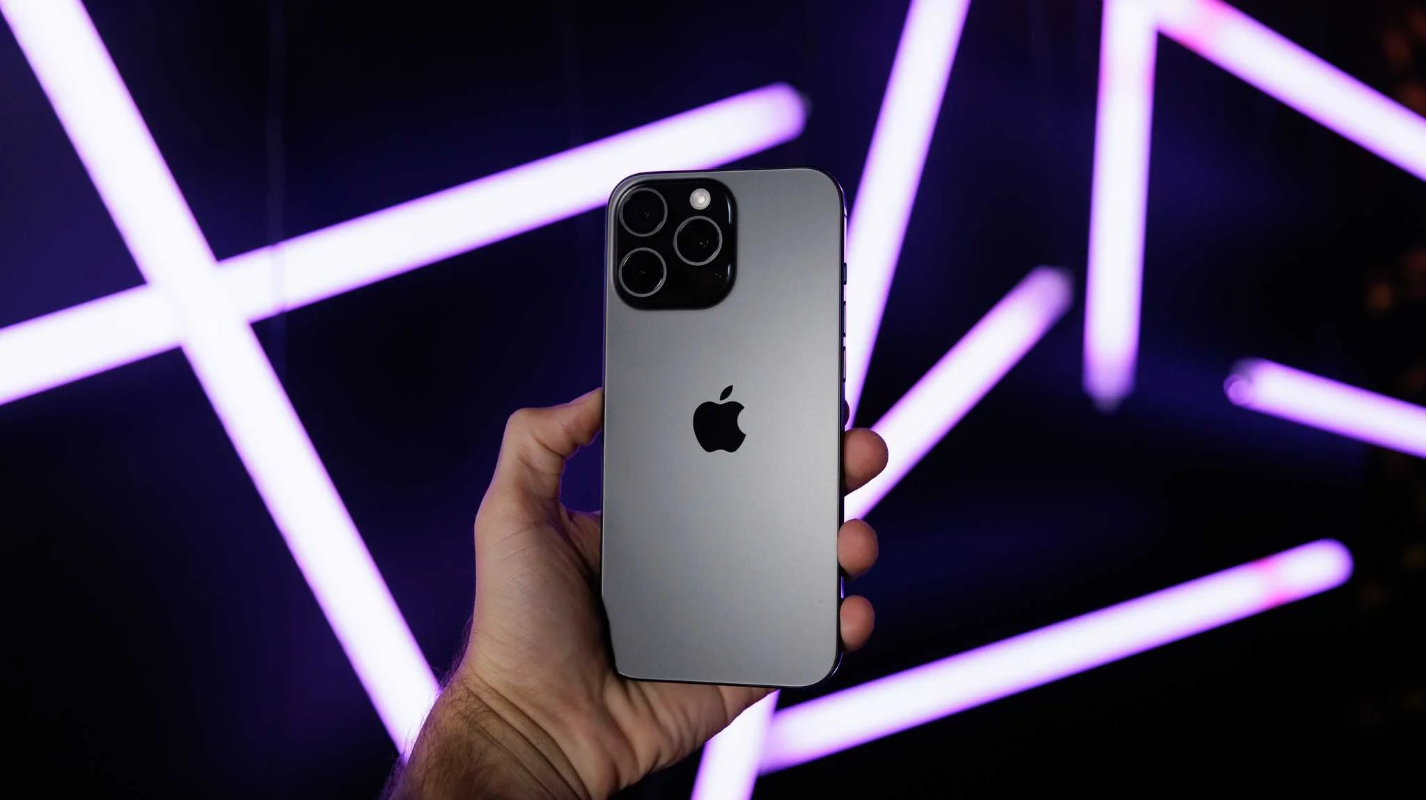 iPhone 16 Pro Max Traseira
